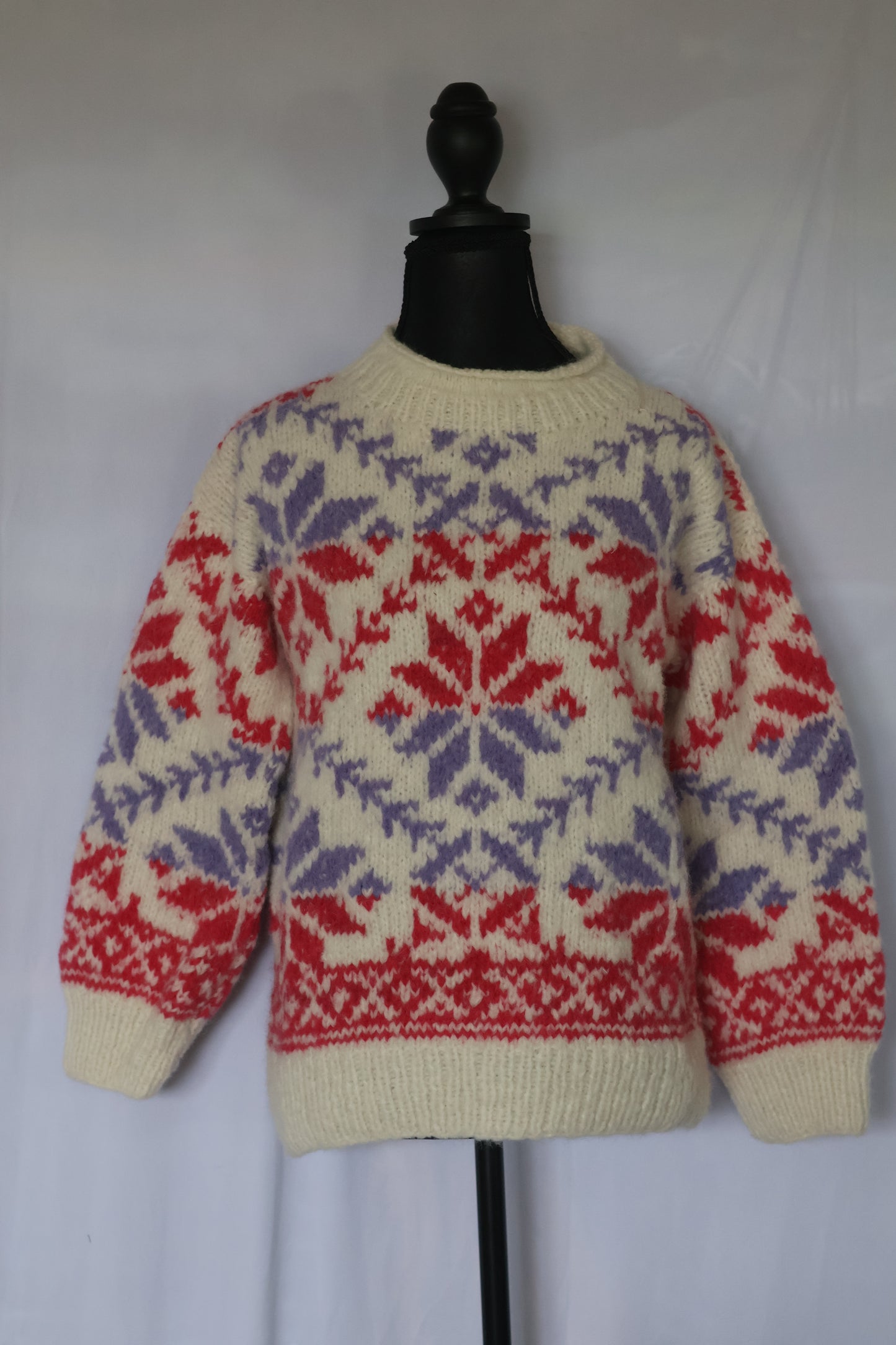 Finland Alpaca Pullover Sweater